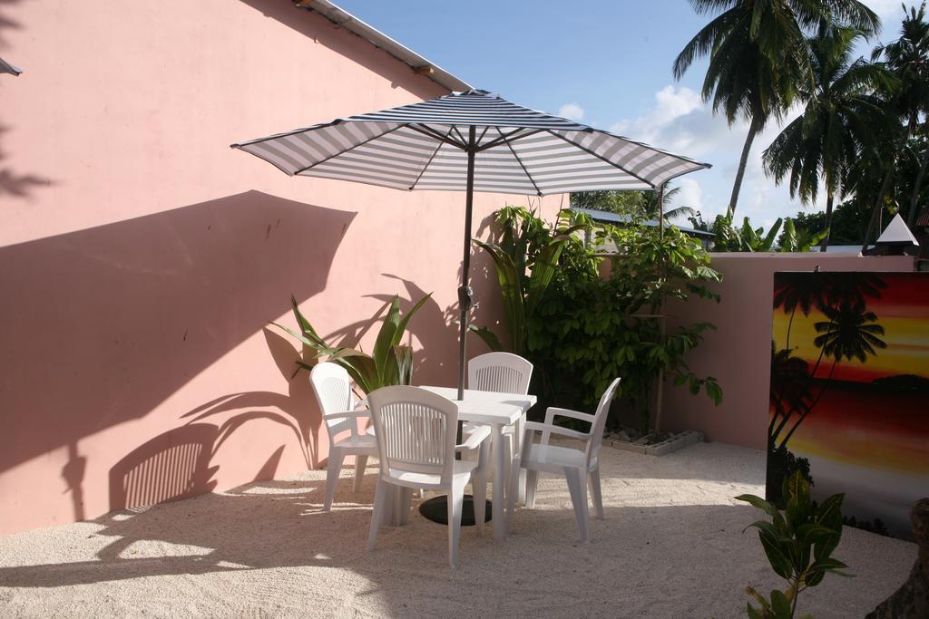 Equa Reef Maldives Otel Addu City Dış mekan fotoğraf