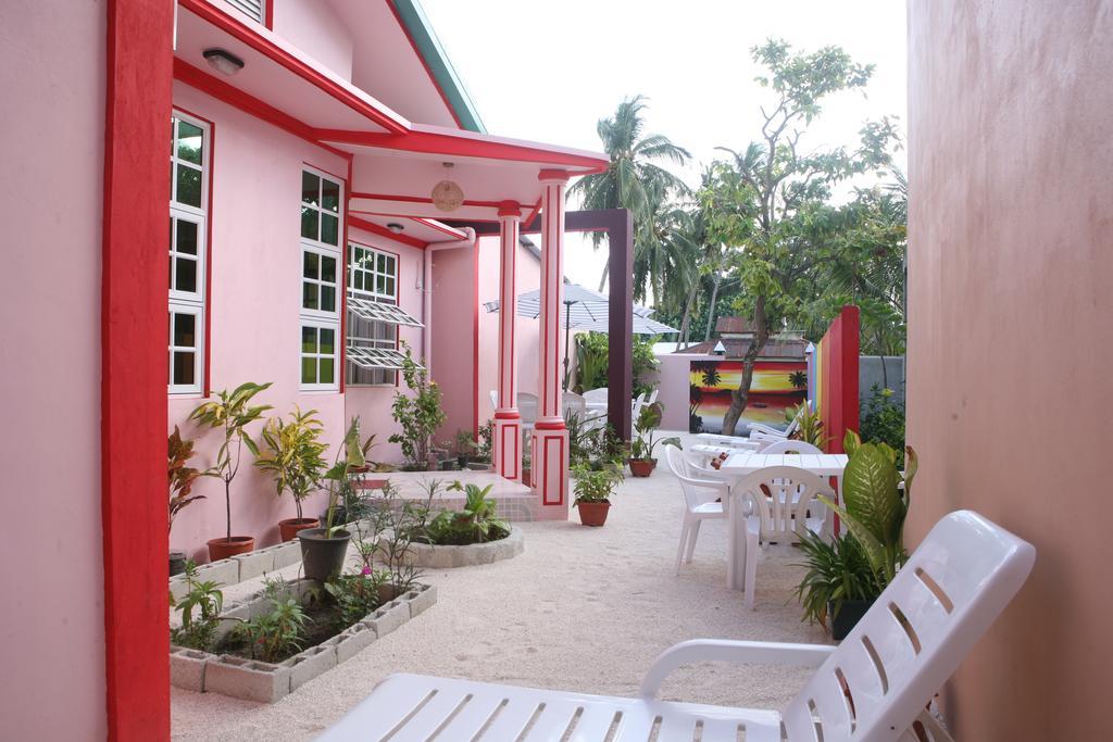 Equa Reef Maldives Otel Addu City Dış mekan fotoğraf
