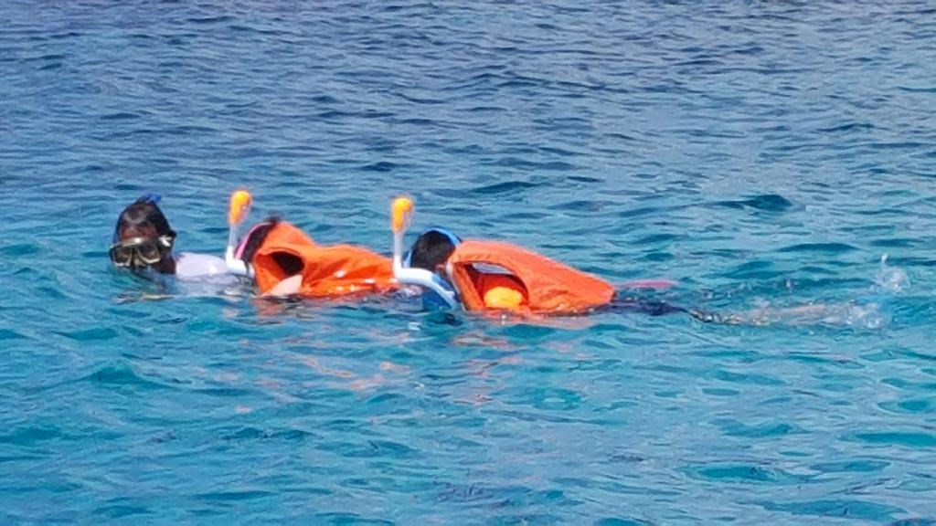 Equa Reef Maldives Otel Addu City Dış mekan fotoğraf