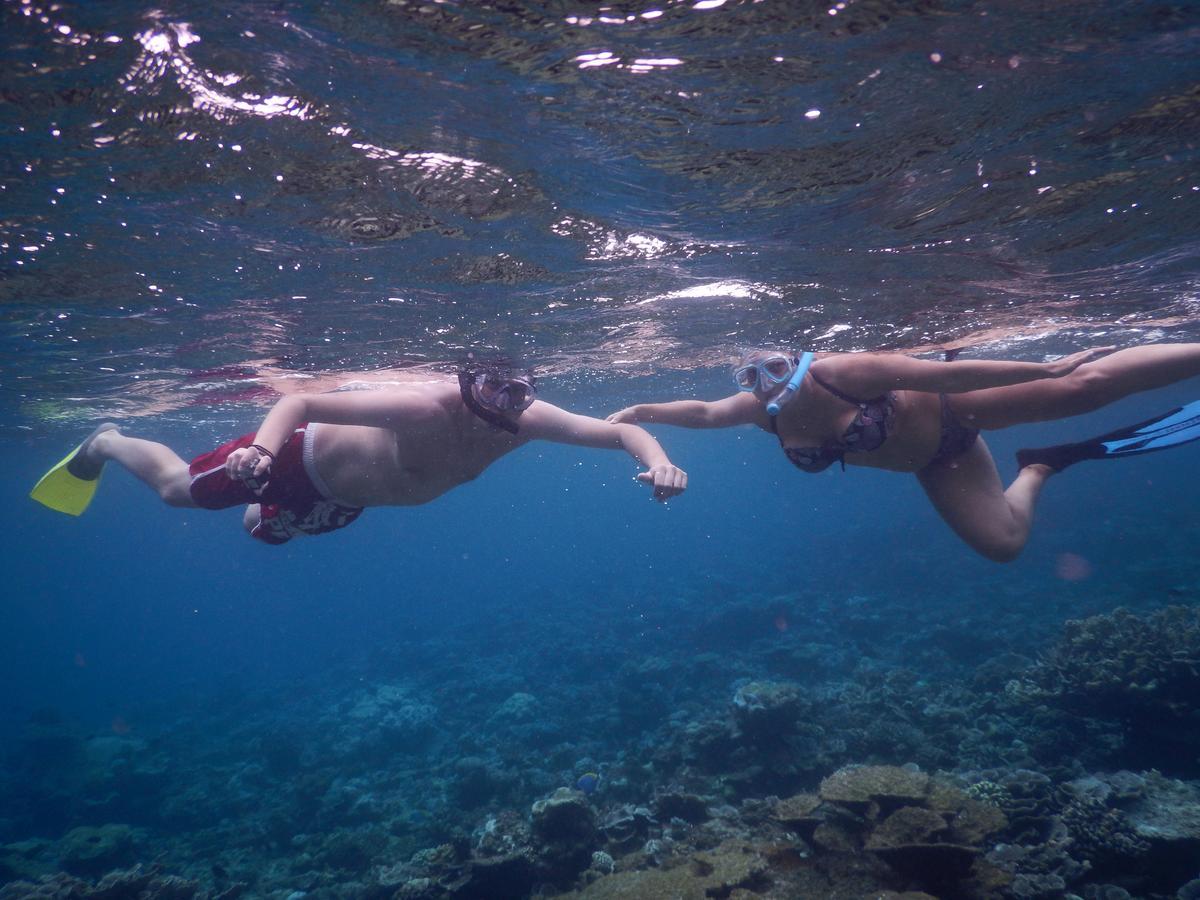 Equa Reef Maldives Otel Addu City Dış mekan fotoğraf