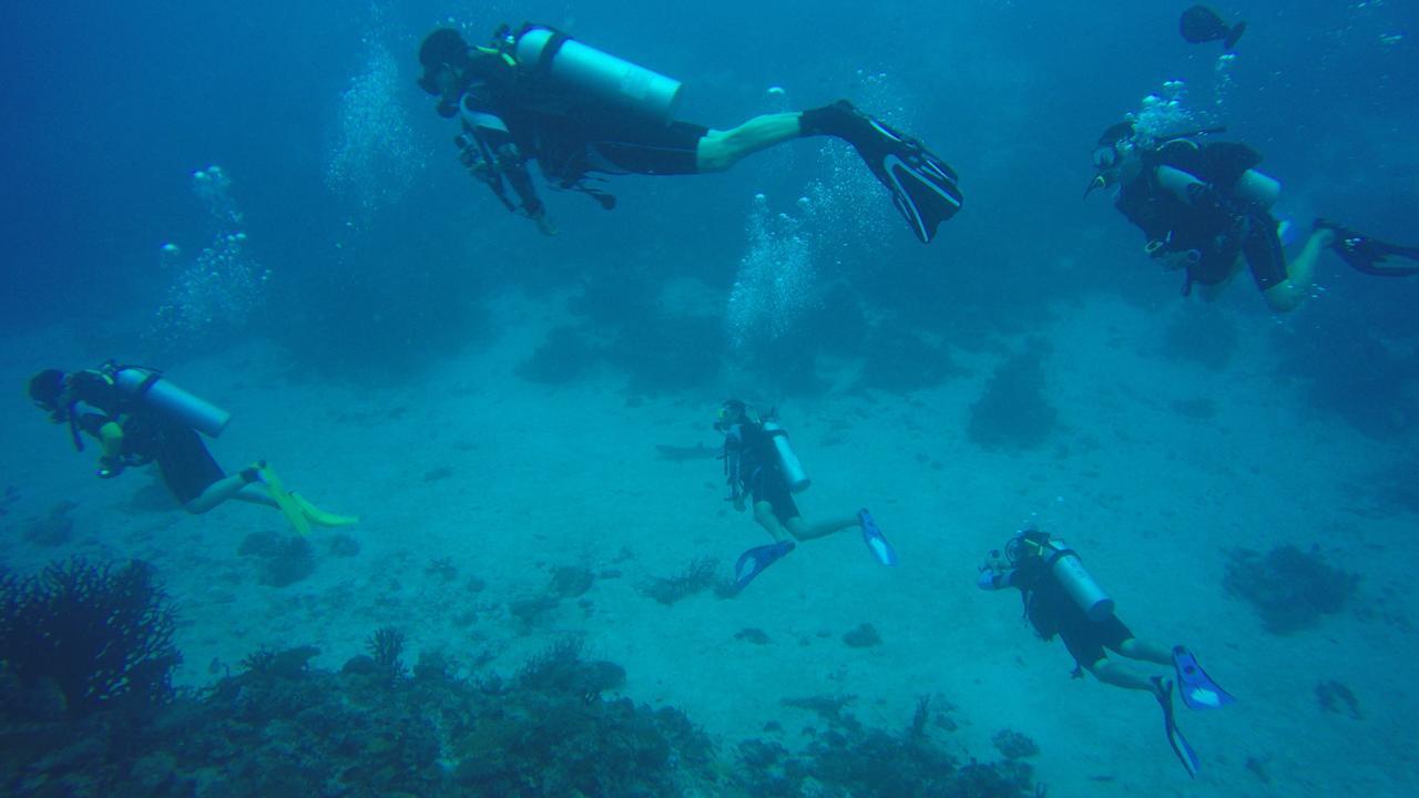 Equa Reef Maldives Otel Addu City Dış mekan fotoğraf