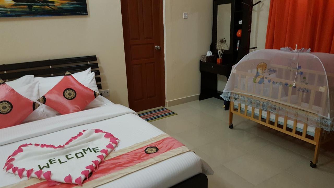 Equa Reef Maldives Otel Addu City Dış mekan fotoğraf